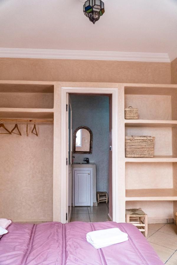 Inna Guest House 미를레프트 외부 사진