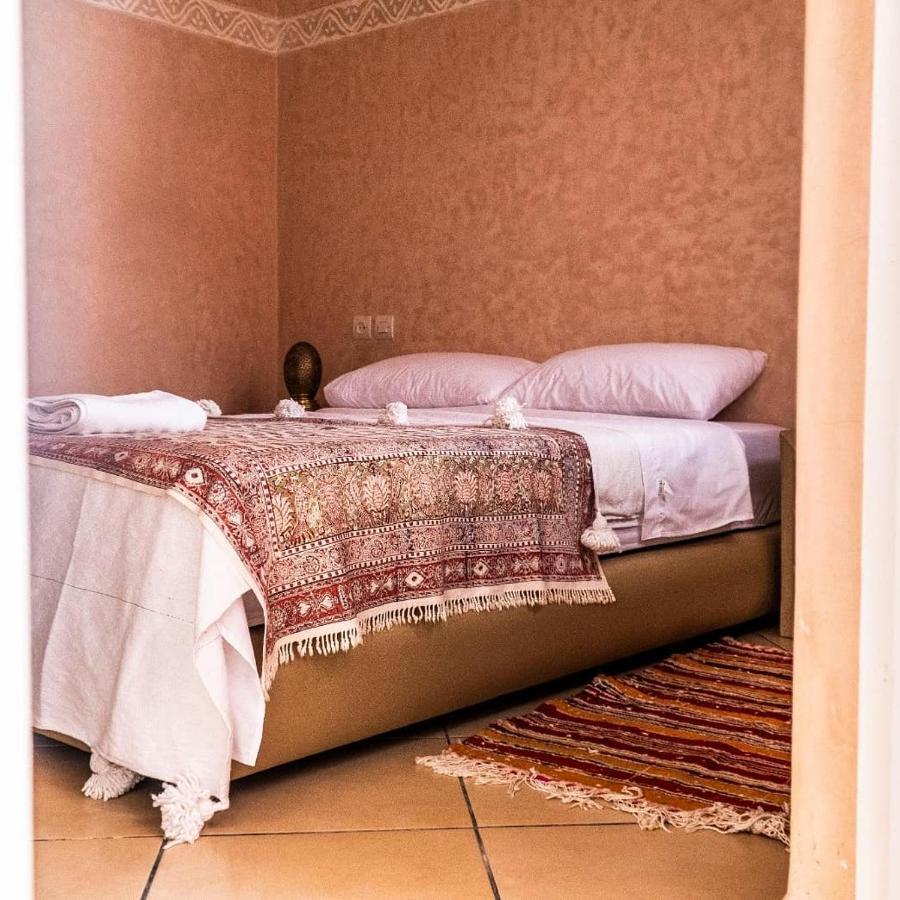 Inna Guest House 미를레프트 외부 사진